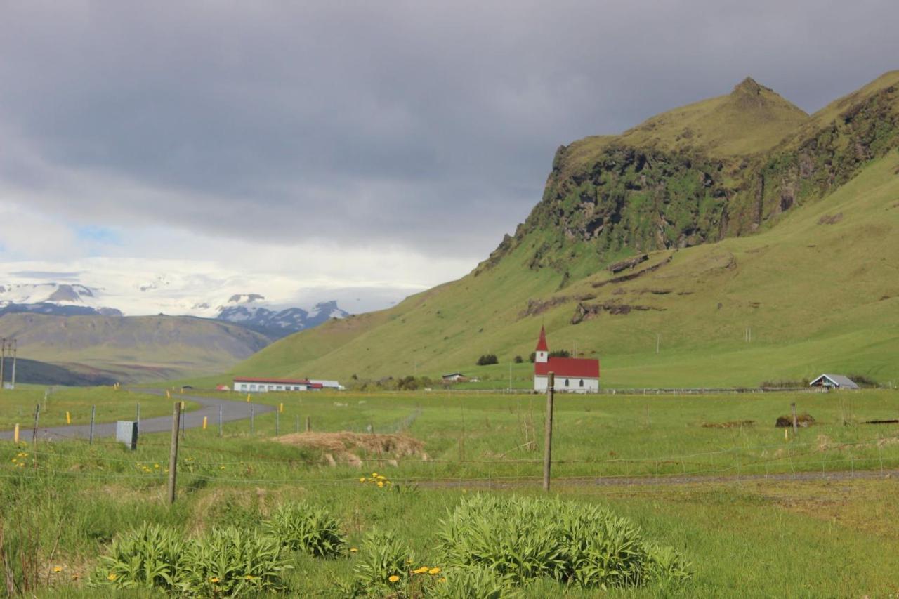 Prestshus 2 Guesthouse Vík Buitenkant foto